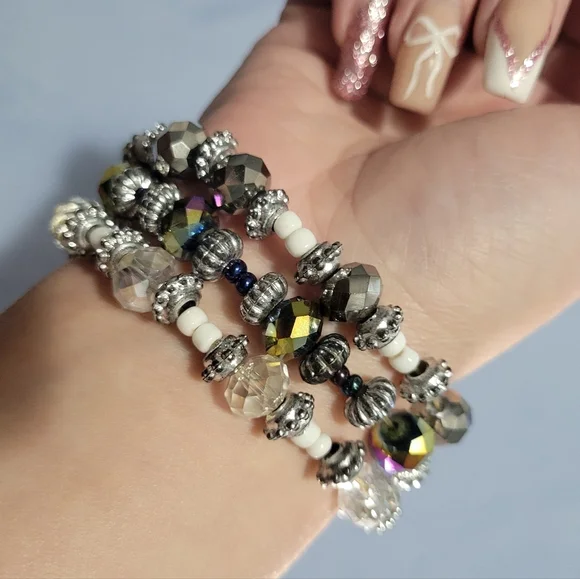 3 Piece Sparkly Stretchy Bracelet Set - Picture 5 of 5